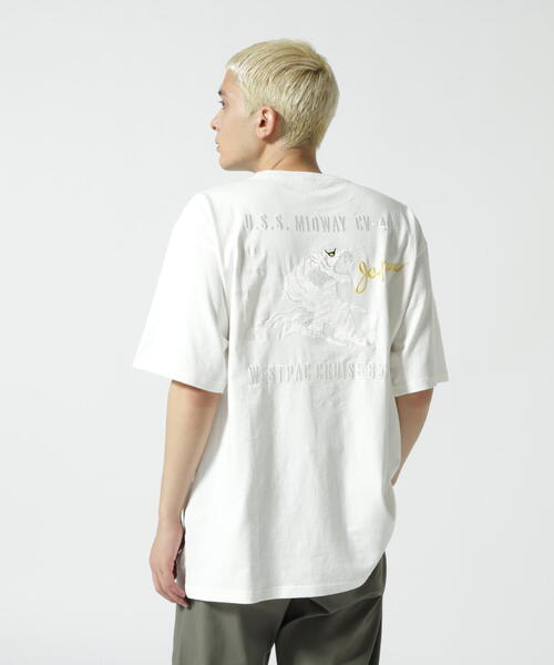 AVIREX（アヴィレックス）の「【直営店限定】スーベニア ホワイト タイガー Tシャツ / SOUVENIR EHITE TIGER T-SHIRT / アヴィレックス / AVIREX（Tシャツ/カットソー・メンズ・グレー/オレンジ/ホワイト/ブラック・M/2XL/L/XL）」の16枚目の写真