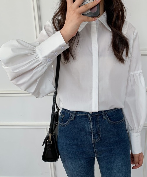 Diosfront（ディオスフロント）の「無地＆ストライプ　バルーンスリーブレギュラーカラーシャツ（シャツ/ブラウス・レディース・ホワイト/ブラック/ブルー/ブラック系その他・M/L）」の16枚目の写真