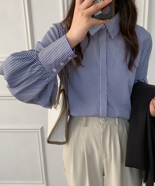 Diosfront（ディオスフロント）の「無地＆ストライプ　バルーンスリーブレギュラーカラーシャツ（シャツ/ブラウス・レディース・ホワイト/ブラック/ブルー/ブラック系その他・M/L）」の9枚目の写真