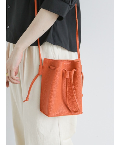 ehka sopo(エヘカソポ)の「ドロストショルダーバッグ(ショルダーバッグ・レディース・オレンジ/ピンク/ブラック・フリ-)」の3枚目の写真