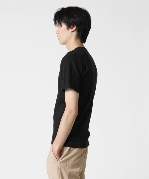 VANQUISH(ヴァンキッシュ)の「VANQUISH / ヴァンキッシュ ジャパンメイド テレコ Vネック 半袖Tシャツ(Tシャツ/カットソー・メンズ・ブラック/ホワイト・L/M)」の11枚目の写真