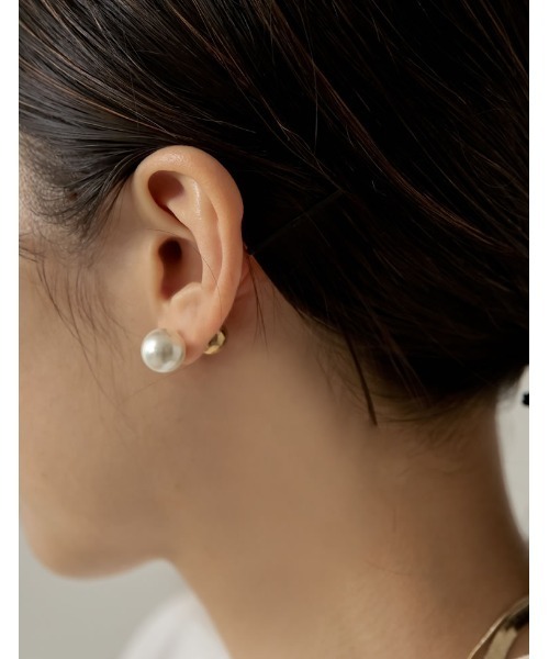 Re:EDIT（リエディ）の「[神山まりあさん着用]2WAYプチパールバックキャッチピアス（ピアス（片耳用）・レディース・ゴールド・FREE）」の2枚目の写真