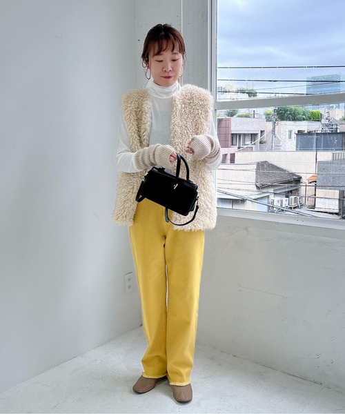 feepur（フェピュール）の「フェイクシープファーベスト（ベスト・レディース・アイボリー/グレー/ブラック・MEDIUM）」の12枚目の写真