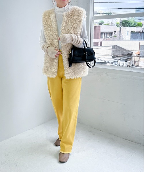 feepur（フェピュール）の「フェイクシープファーベスト（ベスト・レディース・アイボリー/グレー/ブラック・MEDIUM）」の10枚目の写真