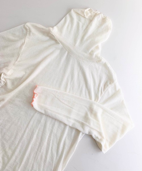 Q(キュー)の「マシュマロタートル(Tシャツ/カットソー・レディース・ブラック/アイボリー/オレンジ/ベージュ/ピンク・MEDIUM)」の2枚目の写真