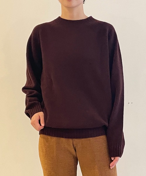 Morris & Sons（モリスアンドサンズ）の「MORRIS & SONS | ジーロンラム クルーネックセーター MEN（ニット/セーター・メンズ・ライトグレー/ブラック/ベージュ/ネイビー/ブラウン/レッド/ピンク/オレンジ/ブルー/グリーン/オートミール/グレイッシュベージュ/グリーン系その他/ライトブルー/イエロー/チャコール・1/2/3）」の5枚目の写真