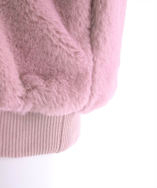 clear（クリア）の「ショート丈ファーブルゾン（ブルゾン・レディース・ブラック/アイボリー/ピンク・F）」の10枚目の写真