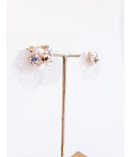 ꫛꫀꪝ✧‧˚アンティークガラスみたいなミモザのマロン＆淡水パールのピアス♥️ Tresor】花びらクリスタル ピアス/淡水パール(MA)（ピアス（両耳