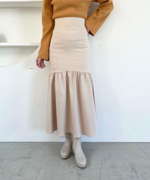 MAJESTIC LEGON(マジェスティックレゴン)の「ギャザーマーメイドスカート(スカート・レディース・ブラック/アイボリー/モカ・SMALL/MEDIUM)」の7枚目の写真