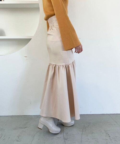 MAJESTIC LEGON(マジェスティックレゴン)の「ギャザーマーメイドスカート(スカート・レディース・ブラック/アイボリー/モカ・SMALL/MEDIUM)」の19枚目の写真