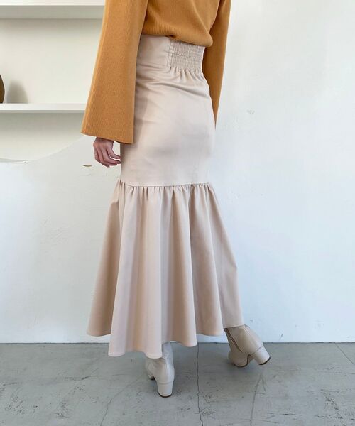 MAJESTIC LEGON(マジェスティックレゴン)の「ギャザーマーメイドスカート(スカート・レディース・ブラック/アイボリー/モカ・SMALL/MEDIUM)」の10枚目の写真