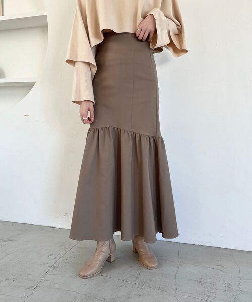 MAJESTIC LEGON(マジェスティックレゴン)の「ギャザーマーメイドスカート(スカート・レディース・ブラック/アイボリー/モカ・SMALL/MEDIUM)」の11枚目の写真