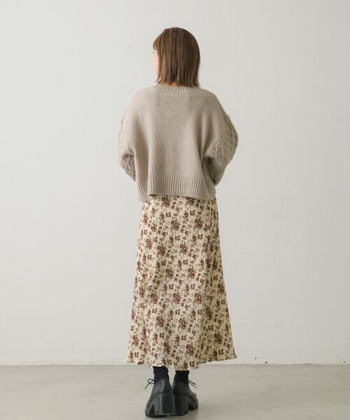 RETRO GIRL（レトロガール）の「ケーブルニットPO（ニット/セーター・レディース・ダークブラウン/オフホワイト/ブルー/ライトベージュ・FREE）」の18枚目の写真