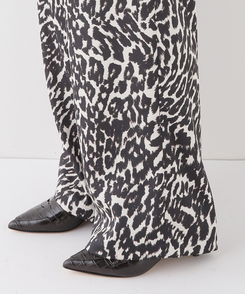 Spick & Span(スピックアンドスパン)の「【ESLOW/エスロー】LEOPARD PRINT TAPERED PANTS(その他パンツ・レディース・ブラック・FREE)」の19枚目の写真