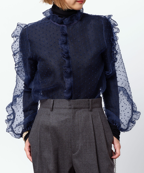 IENA LA BOUCLE（イエナラブークル）の「IENA LA BOUCLE ドットオーガンジーラッフルブラウス（シャツ/ブラウス・レディース・ネイビー・FREE）」の17枚目の写真