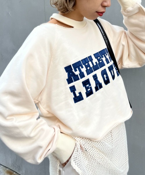 CIAOPANIC（チャオパニック）の「サテン刺繍ロゴスウェット（スウェット・レディース・グレー/オフホワイト/グリーン・FREE）」の2枚目の写真