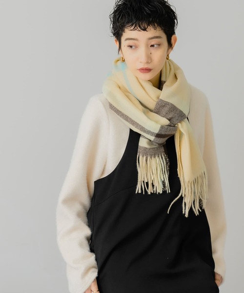 KBF（ケイビーエフ）の「フェザーBIGプルオーバー（Tシャツ/カットソー・レディース・ブラック/アイボリー/カーキ・ONE）」の7枚目の写真