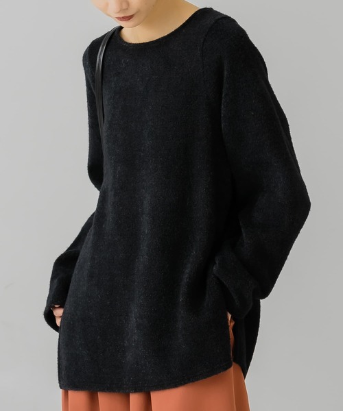 KBF（ケイビーエフ）の「フェザーBIGプルオーバー（Tシャツ/カットソー・レディース・ブラック/アイボリー/カーキ・ONE）」の12枚目の写真