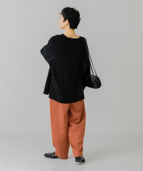 KBF（ケイビーエフ）の「フェザーBIGプルオーバー（Tシャツ/カットソー・レディース・ブラック/アイボリー/カーキ・ONE）」の18枚目の写真