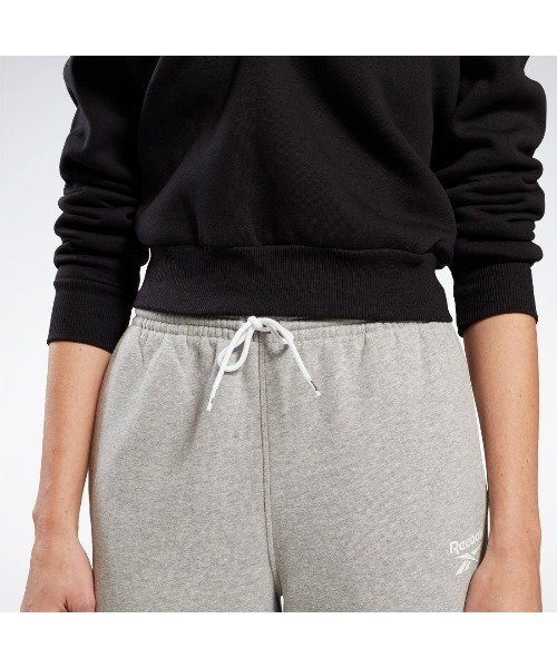 Reebok(リーボック)の「フリースジョガー / RI Fleece Jogger(スウェットパンツ・レディース・ブラック/グレー・J/L/J/M/J/S/J/O/J/XS/LARGE/X-LARGE/X-SMALL/MEDIUM/SMALL)」の5枚目の写真
