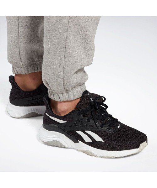 Reebok(リーボック)の「フリースジョガー / RI Fleece Jogger(スウェットパンツ・レディース・ブラック/グレー・J/L/J/M/J/S/J/O/J/XS/LARGE/X-LARGE/X-SMALL/MEDIUM/SMALL)」の6枚目の写真