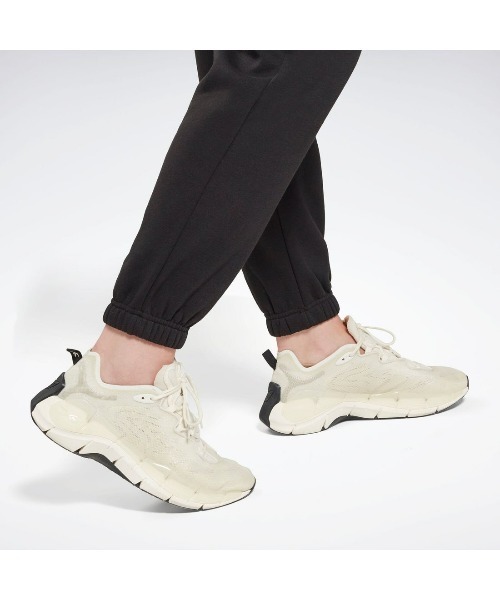 Reebok(リーボック)の「フリースジョガー / RI Fleece Jogger(スウェットパンツ・レディース・ブラック/グレー・J/L/J/M/J/S/J/O/J/XS/LARGE/X-LARGE/X-SMALL/MEDIUM/SMALL)」の13枚目の写真