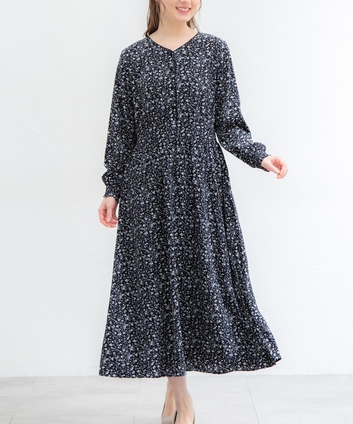 Honeys(ハニーズ)の「Vネックワンピース(ワンピース・レディース・ブラック系その他/サックスブルー系/ブルー系その他/ホワイト系その他・L/LL/M/S/3L)」の6枚目の写真