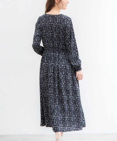 Honeys(ハニーズ)の「Vネックワンピース(ワンピース・レディース・ブラック系その他/サックスブルー系/ブルー系その他/ホワイト系その他・L/LL/M/S/3L)」の14枚目の写真