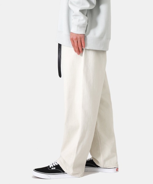 marka（マーカ）の「marka / マーカ：COCOON FIT JEANS AGED - organic cotton 12oz denim -：M23A-02PT11C[COR]（デニムパンツ・メンズ・ブルー系その他/オフホワイト・1/2）」の12枚目の写真