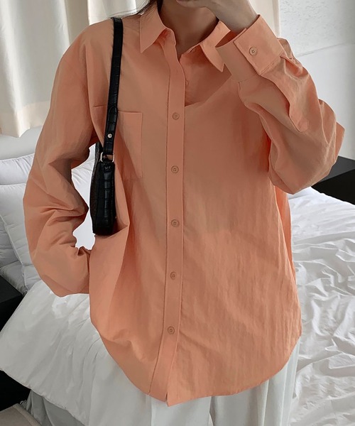 fd style（エフディ スタイル）の「2サイズの男女共用オーバーフィットシャツ（シャツ/ブラウス・レディース・Orange/LT.Blue/DK.Gray/Cream・LARGE/MEDIUM）」の11枚目の写真