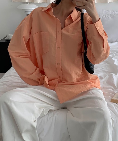 fd style（エフディ スタイル）の「2サイズの男女共用オーバーフィットシャツ（シャツ/ブラウス・レディース・Orange/LT.Blue/DK.Gray/Cream・LARGE/MEDIUM）」の6枚目の写真