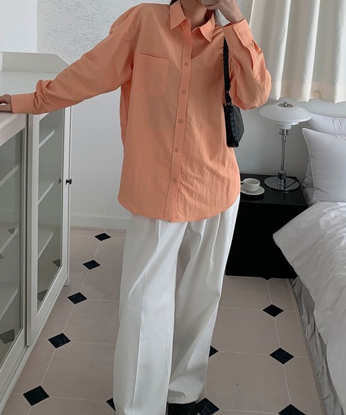 fd style（エフディ スタイル）の「2サイズの男女共用オーバーフィットシャツ（シャツ/ブラウス・レディース・Orange/LT.Blue/DK.Gray/Cream・LARGE/MEDIUM）」の9枚目の写真