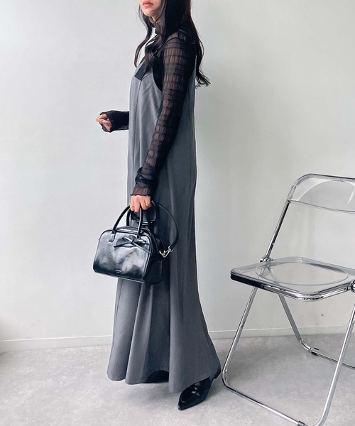 AS KNOW AS plus（アズノゥアズプラス）の「○スラリ ジャンパースカート（ジャンパースカート・レディース・グレイッシュベージュ/ブルー/ブラック/サックスブルー/ブラック系/ブルー系/アイボリー系/グレー系/カーキ系/チャコールグレー・FREE）」の20枚目の写真