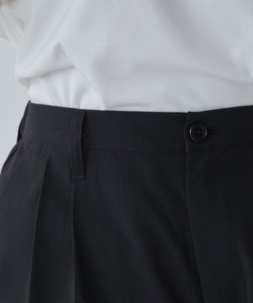 LUCY（ルーシー）の「LUCY/【セットアップ対応】イージーケア 2タックワイドスラックス（スラックス・メンズ・ブラック/ブルー/ライトグレー/ブラック系その他・MEDIUM/LARGE）」の16枚目の写真