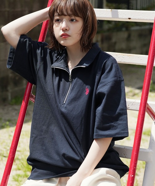 U.S. POLO ASSN.(ユーエスポロアッスン)の「U.S. POLO ASSN. / ユーエスポロアッスン 別注 コラボ オーバーサイズ ハーフジップ 半袖 Tシャツ(Tシャツ/カットソー・メンズ・ブルー系その他/ライトベージュ/チャコール/ホワイト系その他/ブラック/ブラック系その他/ホワイト/ダークグリーン/ネイビー・MEDIUM/X-LARGE/LARGE)」の8枚目の写真