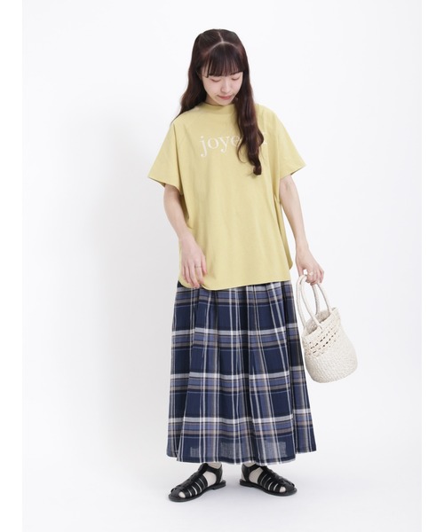 Samansa Mos2（サマンサ モスモス）の「ロゴ刺繍スタンドネックTシャツ（Tシャツ/カットソー・レディース・オフホワイト/イエロー/チャコール・ﾌﾘ-）」の9枚目の写真