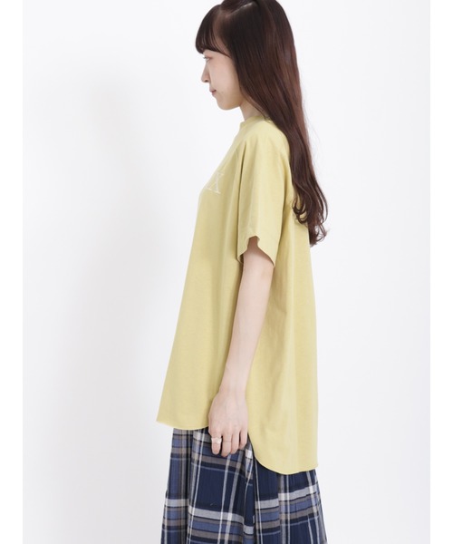 Samansa Mos2（サマンサ モスモス）の「ロゴ刺繍スタンドネックTシャツ（Tシャツ/カットソー・レディース・オフホワイト/イエロー/チャコール・ﾌﾘ-）」の18枚目の写真