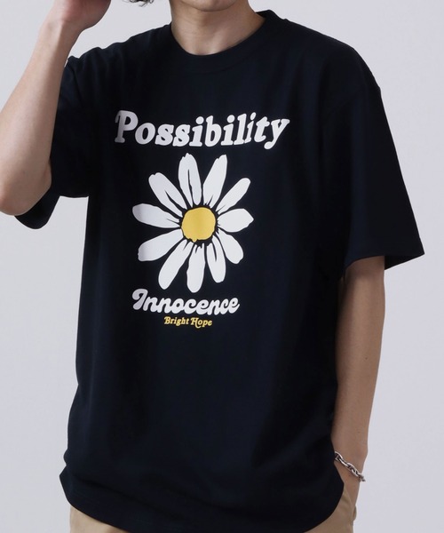 MODISH GAZE(モディシュガゼ)の「MODISH GAZE プリント半袖Tシャツ デイジープリント Possibility(Tシャツ/カットソー・メンズ・ネイビー/ブラック/ホワイト・M/XL/L)」の3枚目の写真