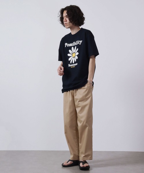 MODISH GAZE(モディシュガゼ)の「MODISH GAZE プリント半袖Tシャツ デイジープリント Possibility(Tシャツ/カットソー・メンズ・ネイビー/ブラック/ホワイト・M/XL/L)」の4枚目の写真