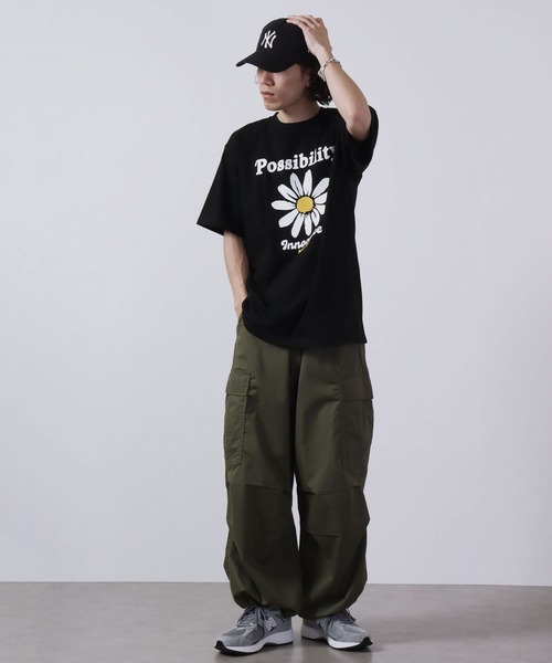 MODISH GAZE(モディシュガゼ)の「MODISH GAZE プリント半袖Tシャツ デイジープリント Possibility(Tシャツ/カットソー・メンズ・ネイビー/ブラック/ホワイト・M/XL/L)」の8枚目の写真