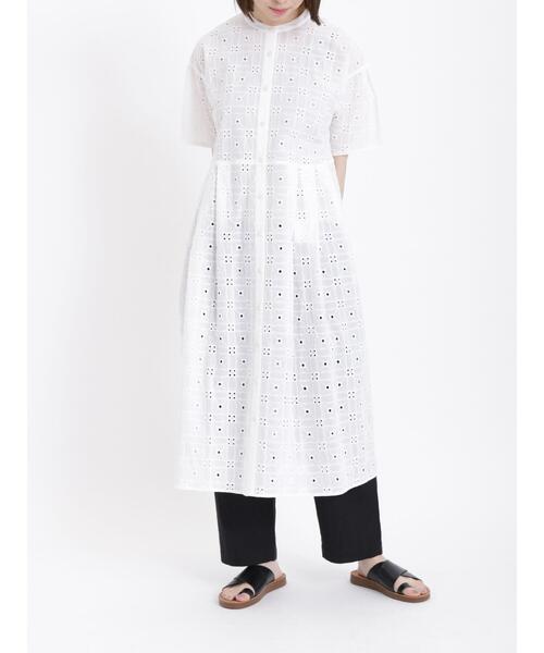 sm2rhythm（サマンサモスモスリズム）の「幾何学柄刺繍ワンピース（ワンピース・レディース・ブラック/オフホワイト/ブルー・F）」の6枚目の写真