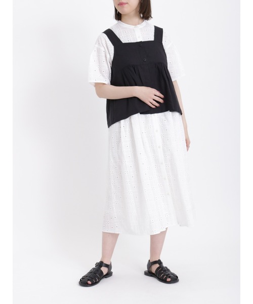 sm2rhythm（サマンサモスモスリズム）の「幾何学柄刺繍ワンピース（ワンピース・レディース・ブラック/オフホワイト/ブルー・F）」の4枚目の写真