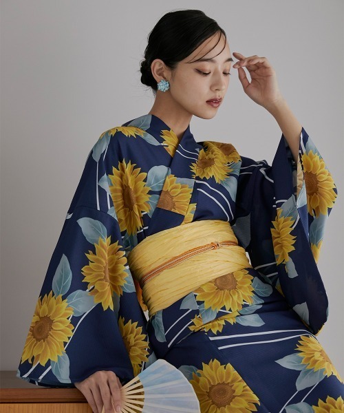 Neina（ネイナ）の「【浴衣】綿100％浴衣3点セット（ゆかた＋へこ帯＋下駄）〔Neina〕（浴衣・レディース・ブラック系/ベージュ系/グリーン系/ピンク系/レッド系/ネイビー系/ブルー系/グレー系・F/FREE）」の5枚目の写真