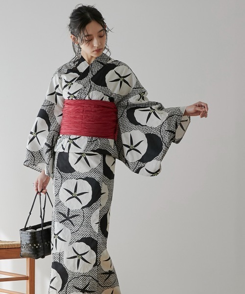 Neina（ネイナ）の「【浴衣】綿100％浴衣3点セット（ゆかた＋へこ帯＋下駄）〔Neina〕（浴衣・レディース・ブラック系/ベージュ系/グリーン系/ピンク系/レッド系/ネイビー系/ブルー系/グレー系・F/FREE）」の16枚目の写真