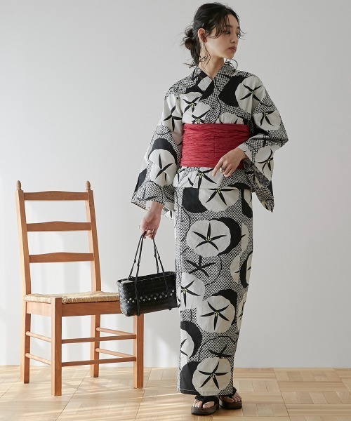 Neina（ネイナ）の「【浴衣】綿100％浴衣3点セット（ゆかた＋へこ帯＋下駄）〔Neina〕（浴衣・レディース・ブラック系/ベージュ系/グリーン系/ピンク系/レッド系/ネイビー系/ブルー系/グレー系・F/FREE）」の18枚目の写真