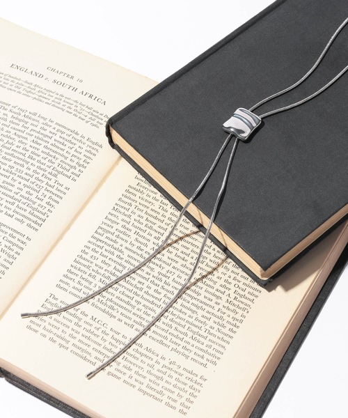 RAGEBLUE（レイジブルー）の「メタルトップループタイ（ネックレス・メンズ・ホワイト/その他1・FREE）」の2枚目の写真