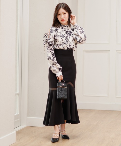 BIGリボンオープンショルダーブラウス BIGリボンオープンショルダーブラウス ｜ LIZ LISA（リズリサ