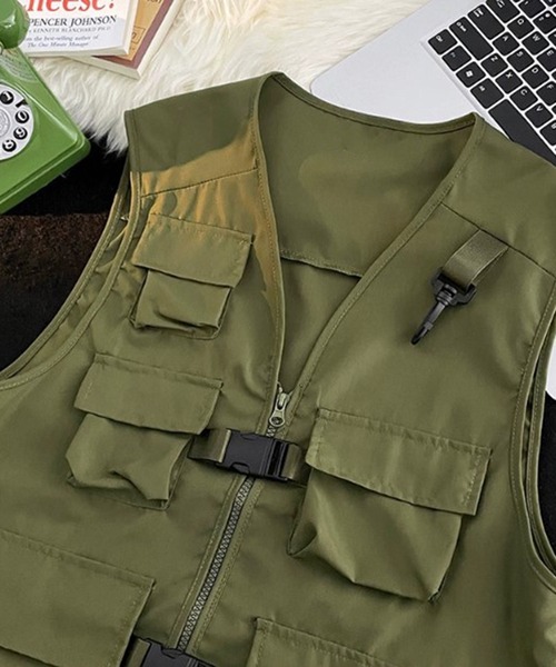 BENDER TOKYO(ベンダートウキョウ)の「【BENDER TOKYO】ユーティリティポケット ミリタリーベスト(ベスト・メンズ・ブラック/オリーブ・M/L)」の6枚目の写真