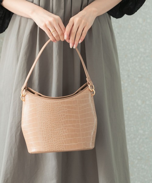 URBAN RESEARCH ROSSO WOMEN（アーバンリサーチ　ロッソ）の「クロコワンハンドルバッグ（ハンドバッグ・レディース・ベージュ/グレー系その他・-）」の3枚目の写真
