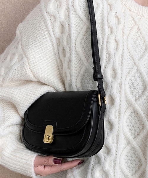 新品♡B Florenceビーフローレンス 数字プリントショルダーバッグ　レザー 本革スクエア型ショルダーバッグ（ショルダーバッグ）(ハウス・オブ